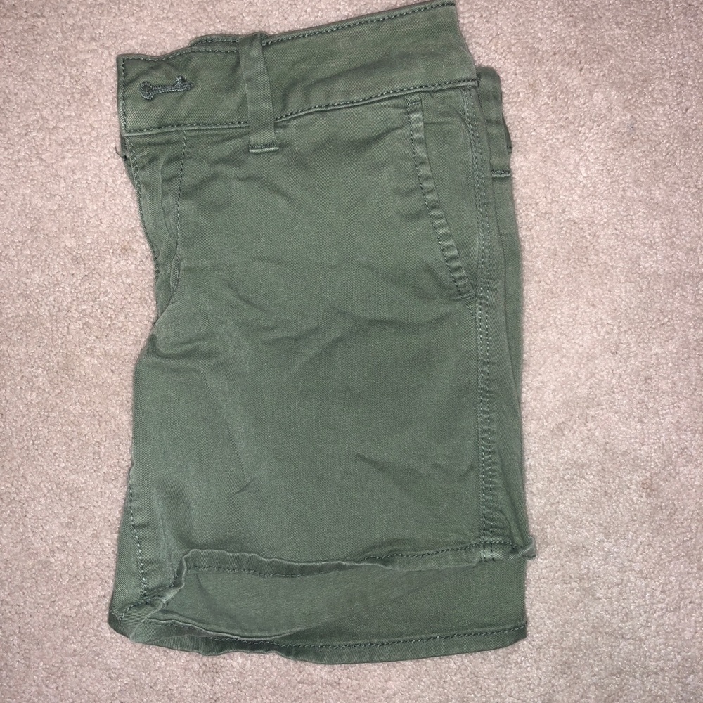 2 shorts - Picture 5 of 6